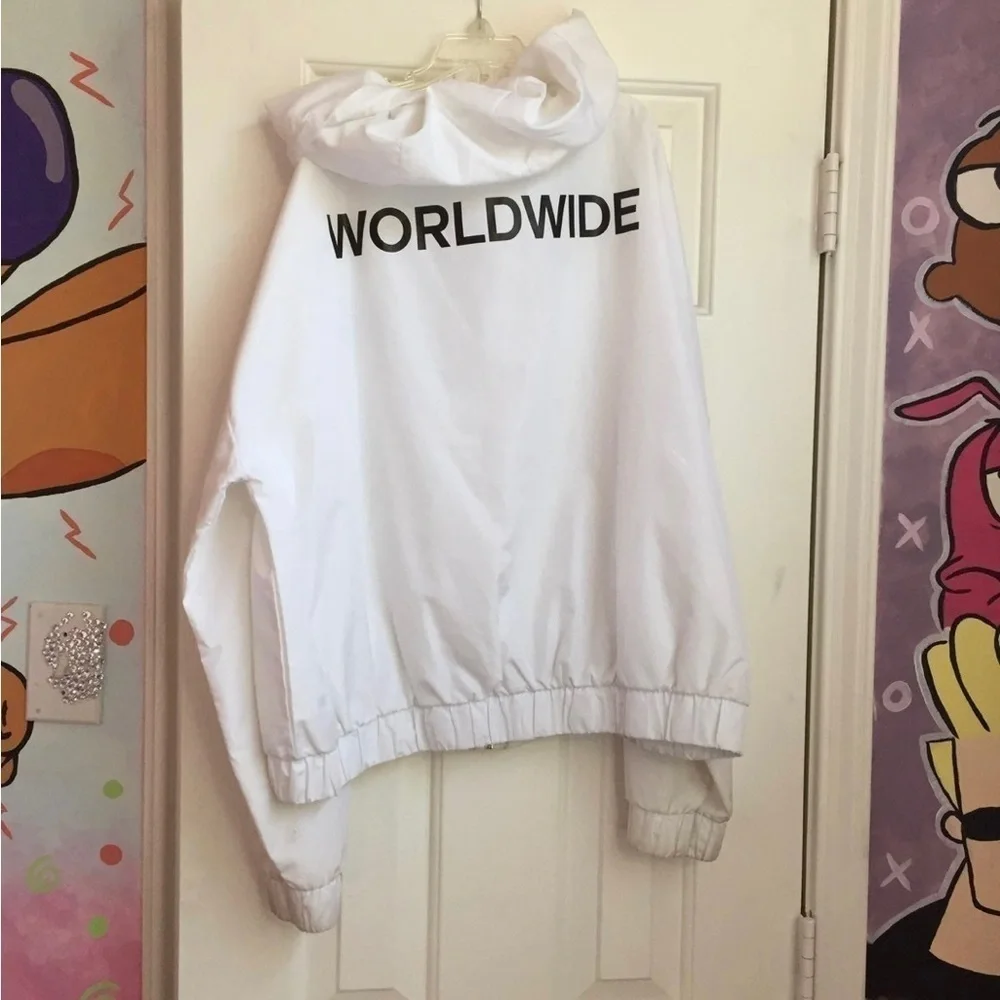 Forever 21 worldwide jacket - Picture 2 of 2